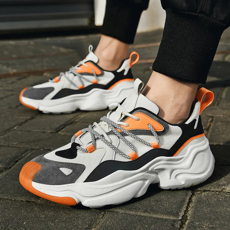 Made In China Latest Model Stylish Popular Styles Unisex Platform Sneaker Women Men Custom Running Shoes